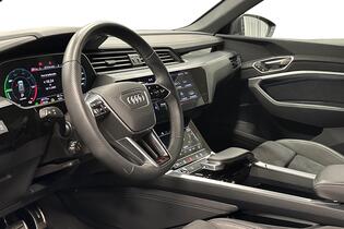 Audi Q8 e-tron vaihtoauto