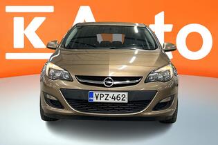 Opel Astra vaihtoauto