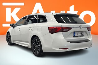 Toyota Avensis vaihtoauto