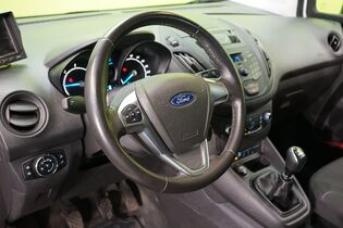 Ford Transit Courier vaihtoauto