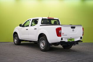 Nissan Navara vaihtoauto