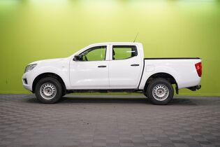 Nissan Navara vaihtoauto