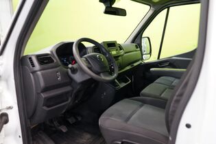Nissan NV400 vaihtoauto
