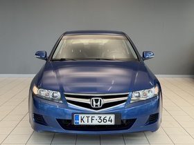 Honda Accord vaihtoauto