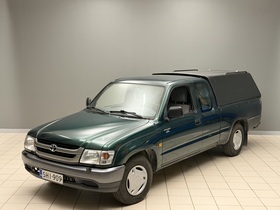 Toyota Hilux vaihtoauto