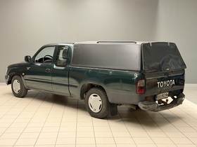 Toyota Hilux vaihtoauto