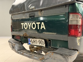 Toyota Hilux vaihtoauto