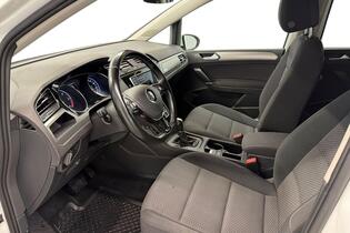 Volkswagen Touran vaihtoauto
