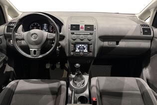 Volkswagen Touran vaihtoauto