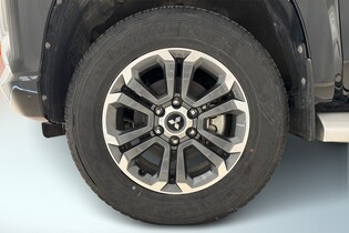 Mitsubishi L200 vaihtoauto