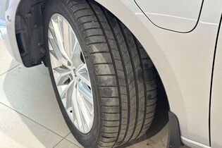 SEAT Leon Sportstourer vaihtoauto