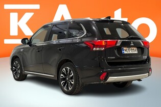 Mitsubishi Outlander PHEV vaihtoauto