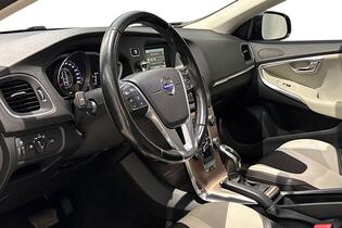 Volvo V40 Cross Country vaihtoauto