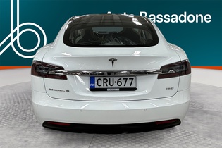 Tesla Model S vaihtoauto