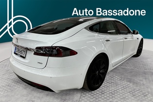 Tesla Model S vaihtoauto