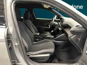 Peugeot e-2008 vaihtoauto