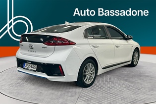 Hyundai IONIQ plug-in vaihtoauto