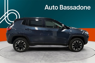 Jeep Compass vaihtoauto