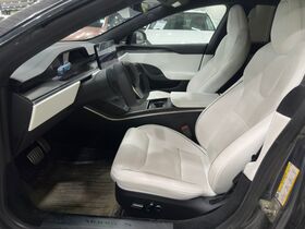 Tesla Model S vaihtoauto