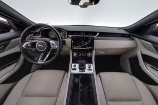 Jaguar F-PACE vaihtoauto
