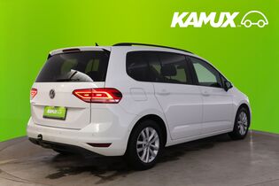 Volkswagen Touran vaihtoauto