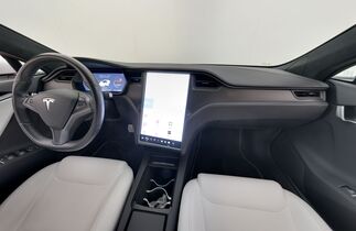 Tesla Model S vaihtoauto