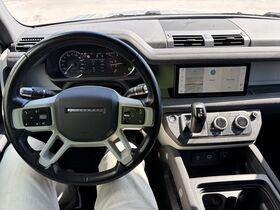 Land Rover Defender vaihtoauto