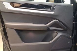 Porsche Cayenne vaihtoauto