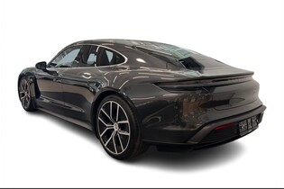 Porsche Taycan vaihtoauto