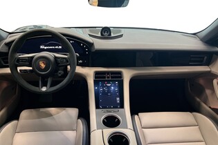 Porsche Taycan vaihtoauto