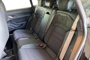 Porsche Taycan vaihtoauto