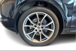 Porsche Cayenne vaihtoauto