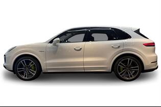 Porsche Cayenne vaihtoauto