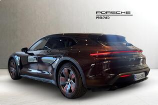 Porsche Taycan vaihtoauto