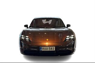 Porsche Taycan vaihtoauto