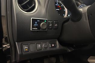 Nissan Navara vaihtoauto