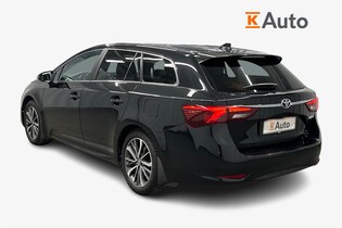 Toyota Avensis vaihtoauto