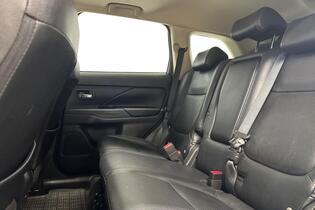 Mitsubishi Outlander PHEV vaihtoauto