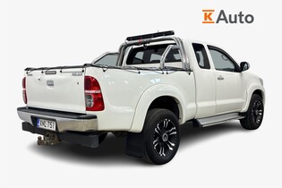 Toyota Hilux vaihtoauto