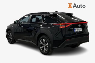 Toyota bZ4X vaihtoauto