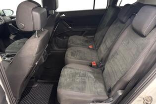 Volkswagen Touran vaihtoauto