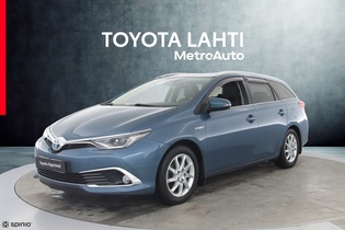 Toyota Auris vaihtoauto
