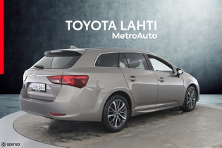 Toyota Avensis vaihtoauto