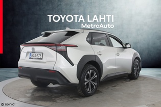 Toyota bZ4X vaihtoauto