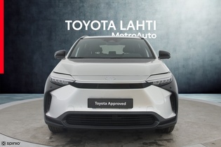 Toyota bZ4X vaihtoauto