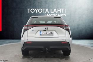 Toyota bZ4X vaihtoauto