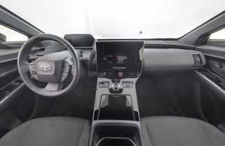 Toyota bZ4X vaihtoauto