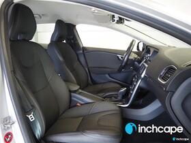 Volvo V40 Cross Country vaihtoauto