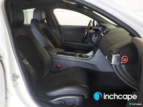 Jaguar XE vaihtoauto