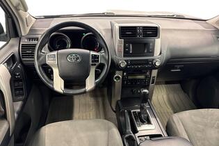 Toyota Land Cruiser vaihtoauto